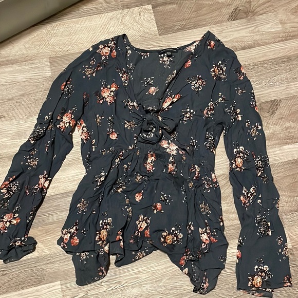 American Eagle blouse - Picture 1 of 1